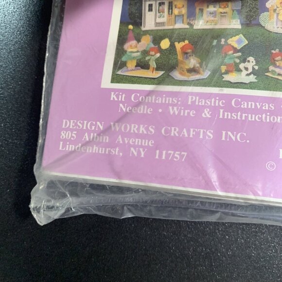 Vintage Martinsville Plastic Canvas Needlepoint Kit Kite Flying Craft Project - Picture 4 of 6